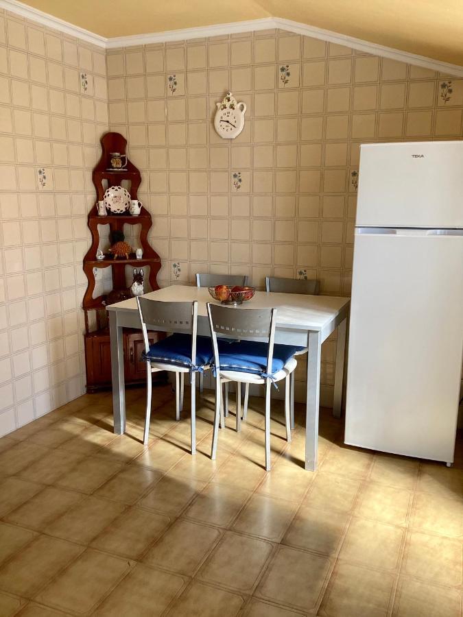 Atico Con Terraza Lägenhet O Grove Exteriör bild